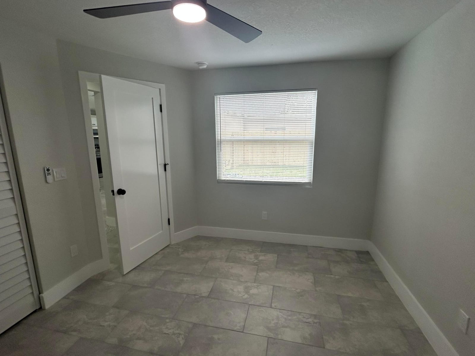 1531 W Avenue H W, Riviera Beach, FL 33404 photo 9