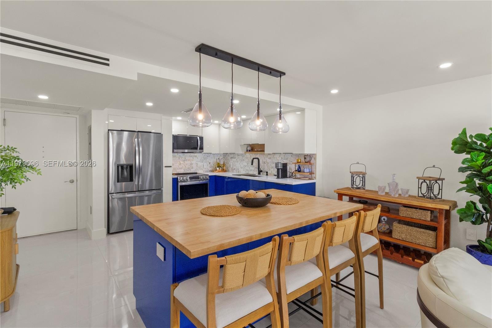 5701 Collins Avenue 1619, Miami Beach, FL 33140 photo 2