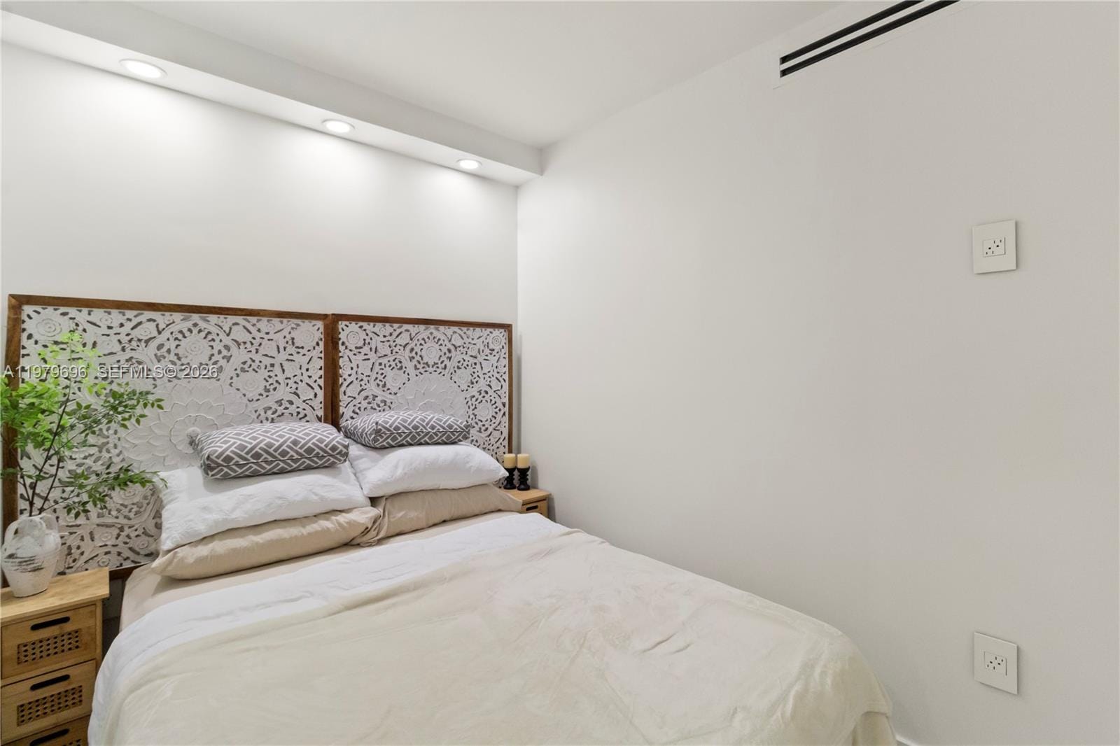 5701 Collins Avenue 1619, Miami Beach, FL 33140 photo 26