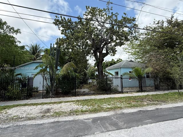 294 NE 57th Street, sold in Dixie Highway Track, Miami, FL