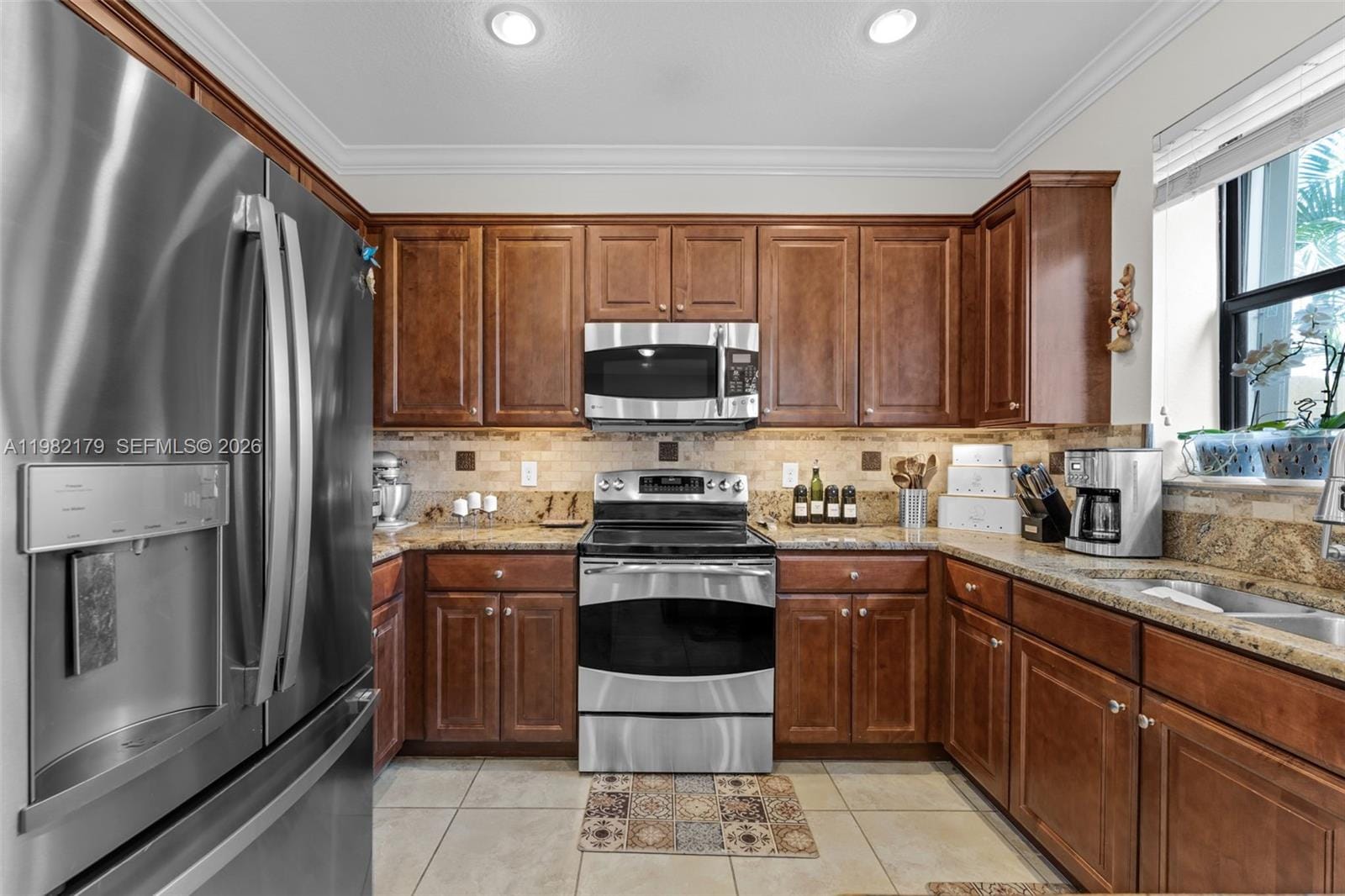 11307 SW 238th Street — photo 2