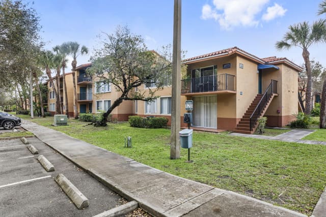 10773 Cleary Boulevard 106, sold in Lakes Of Jacaranda, Plantation, FL