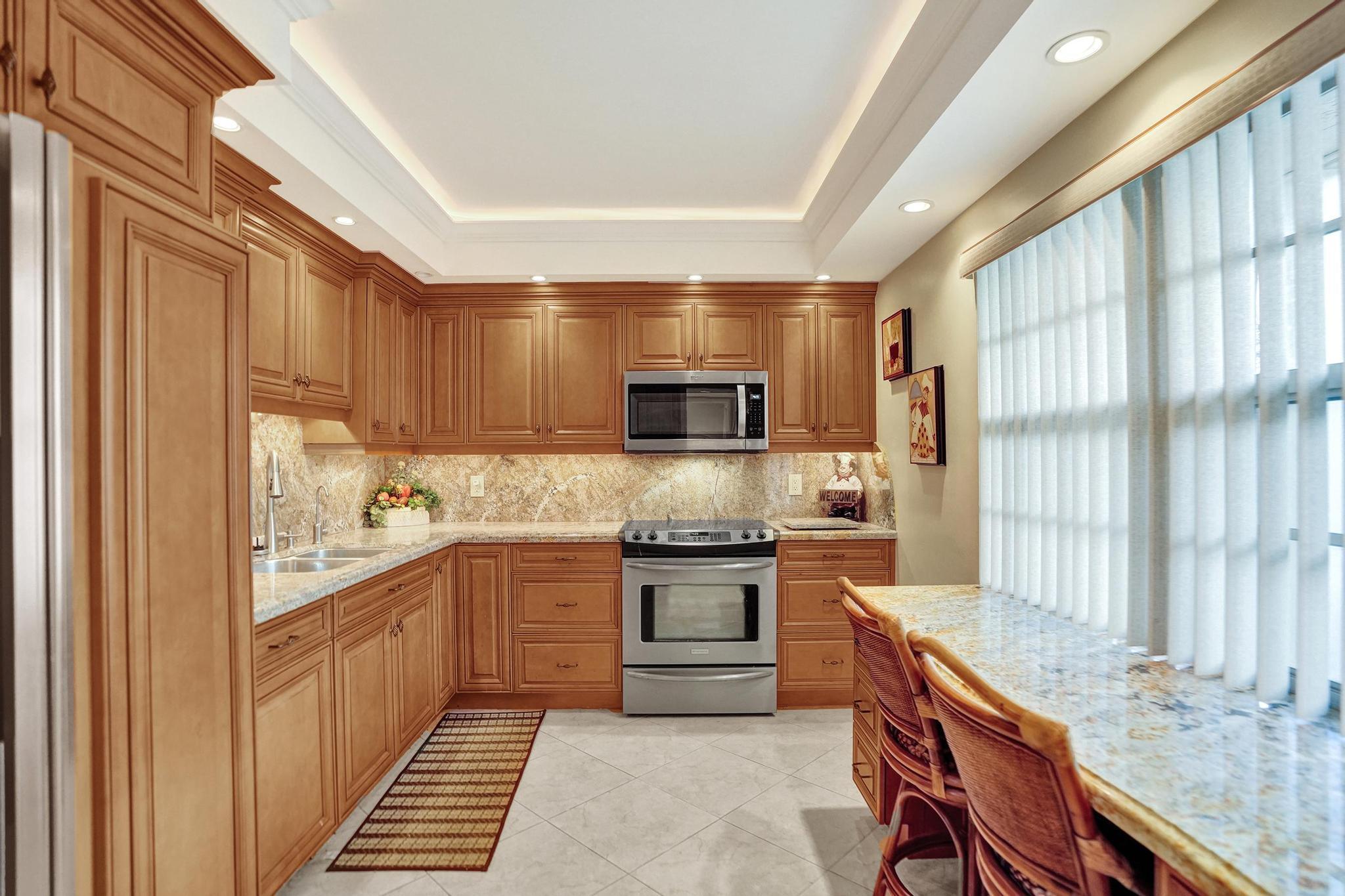 806 Cypress Boulevard 104, Pompano Beach, FL 33069 photo 17