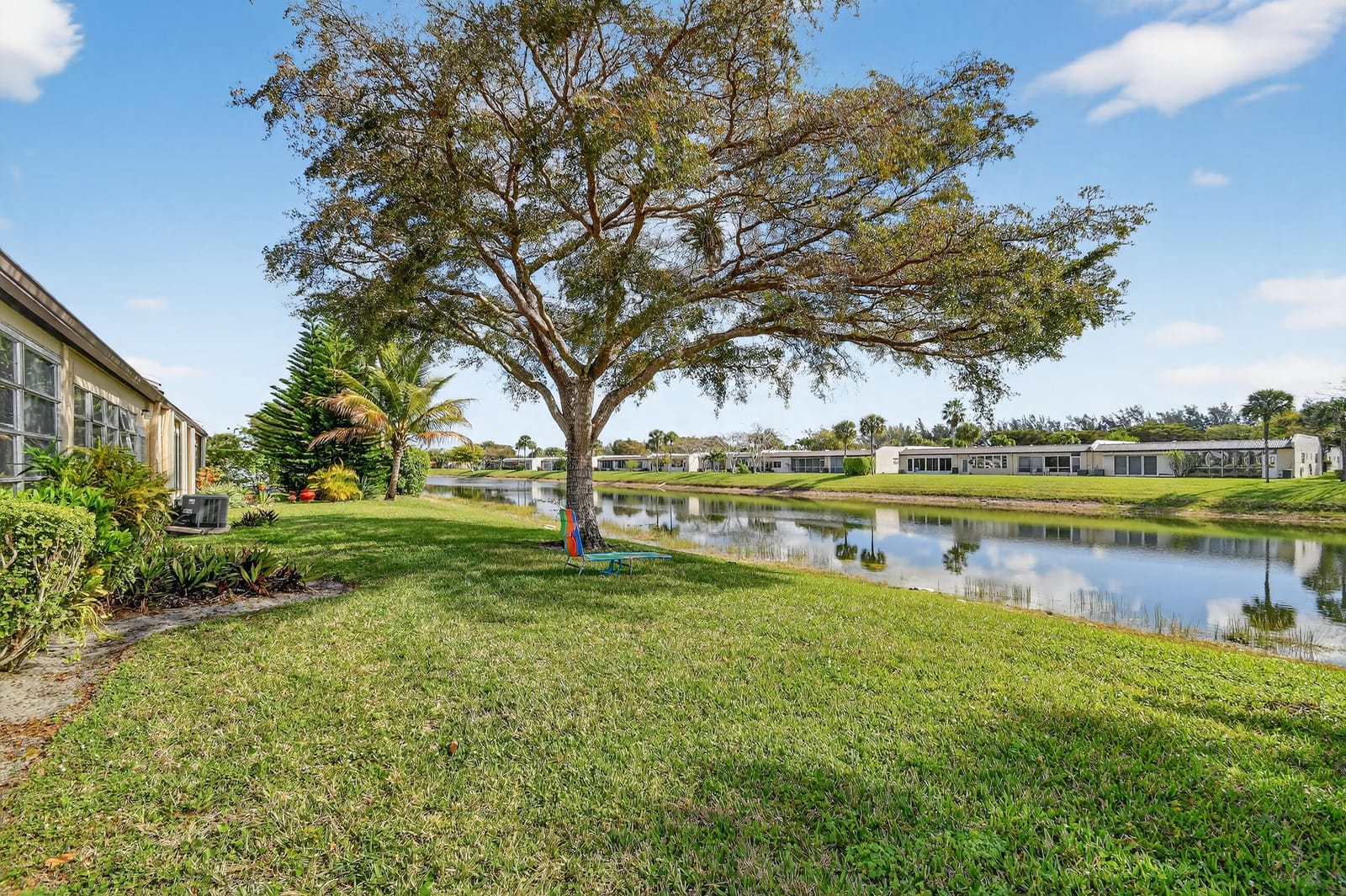 116 Golden Lakes Boulevard, West Palm Beach, FL 33411 photo 25