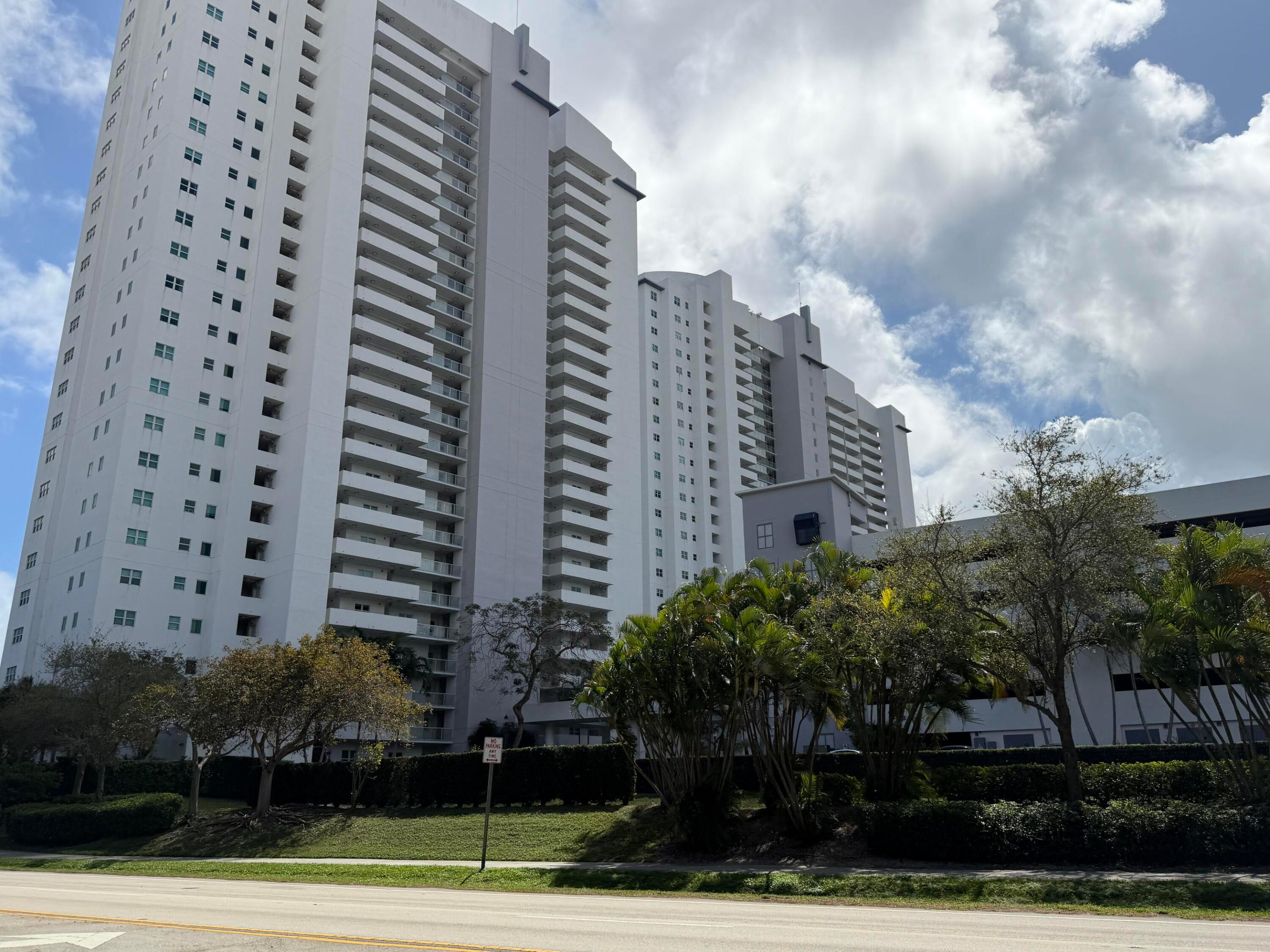 15051 Royal Oaks Lane 1603, North Miami, FL 33181, North Miami