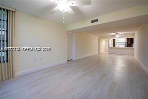 1713 Whitehall Drive 302 — photo 3