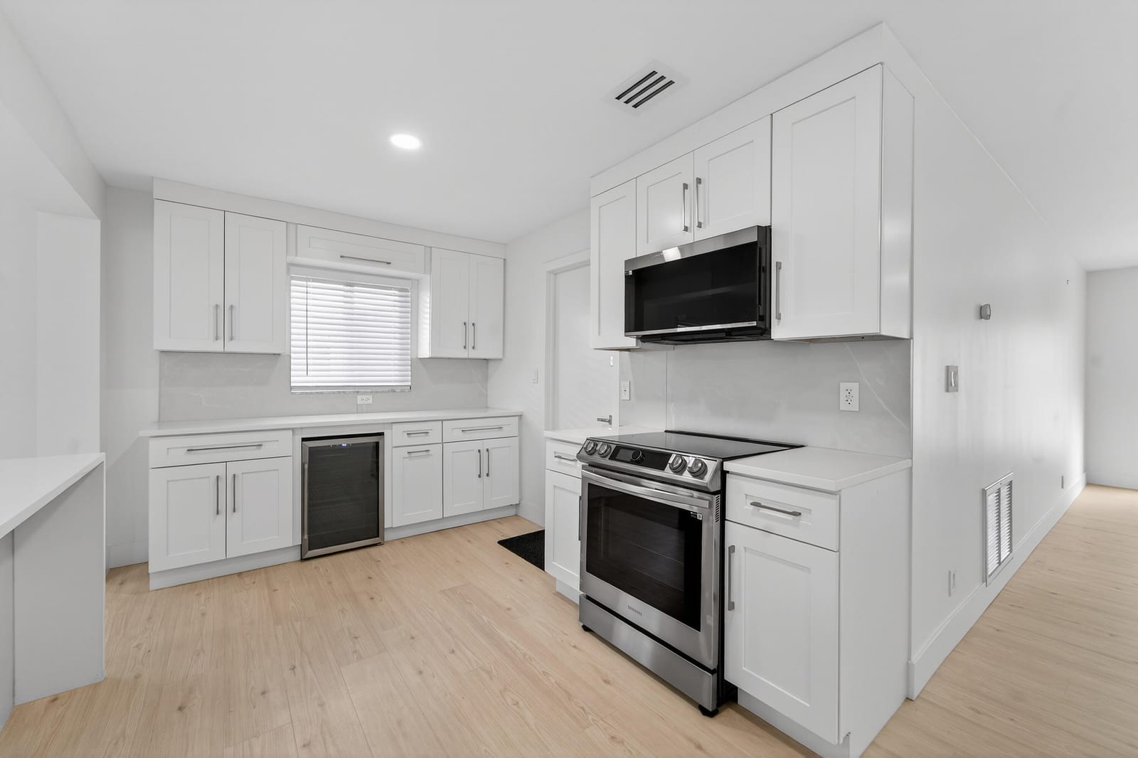 2095 SW 14 Avenue SW — photo 9