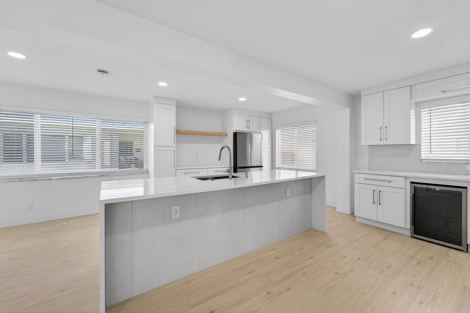 2095 SW 14 Avenue SW — photo 10