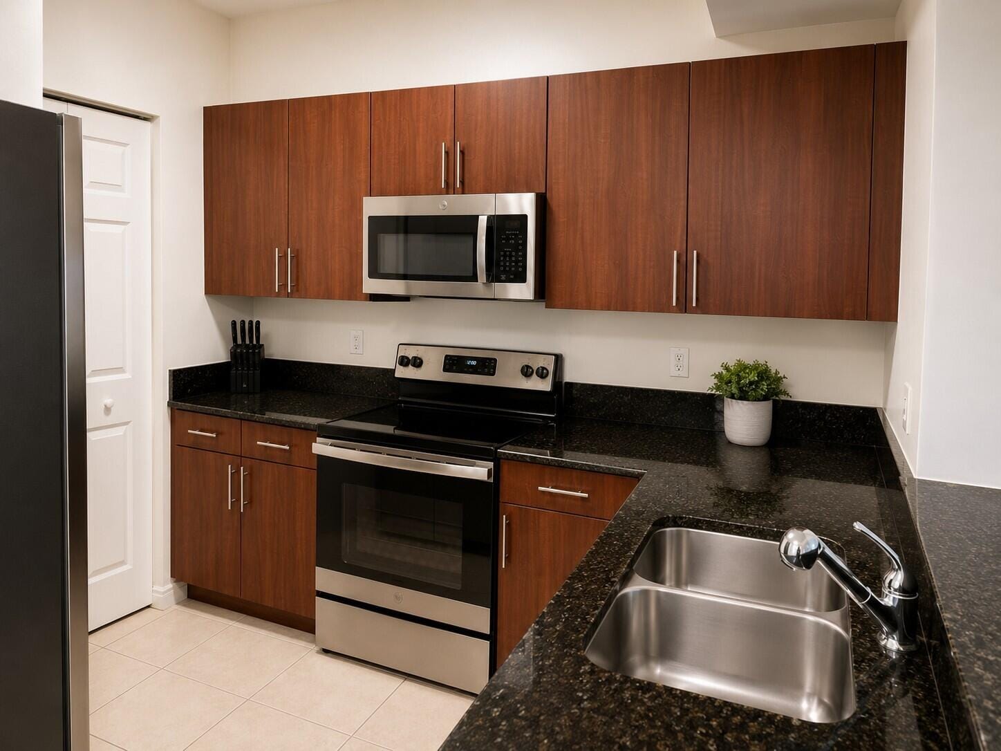 4905 Midtown Lane 2405 — photo 7