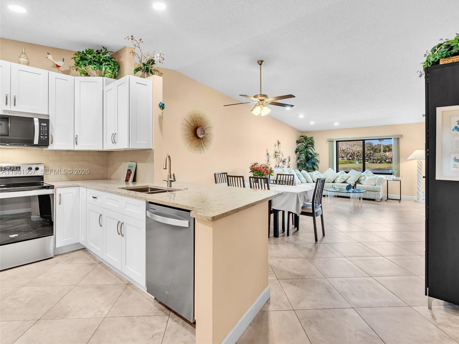 8111 Songbird Terrace B — photo 4