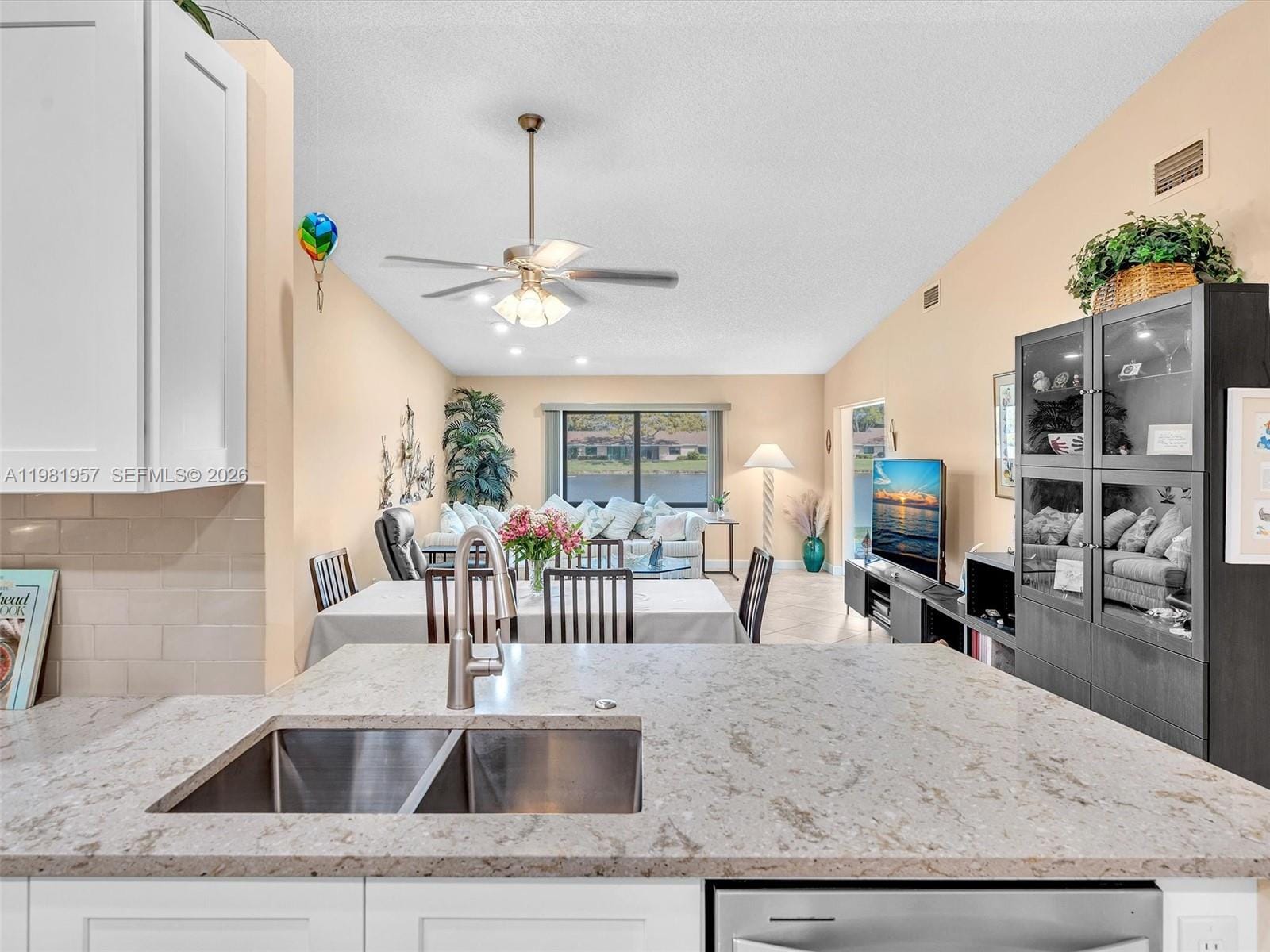 8111 Songbird Terrace B — photo 8