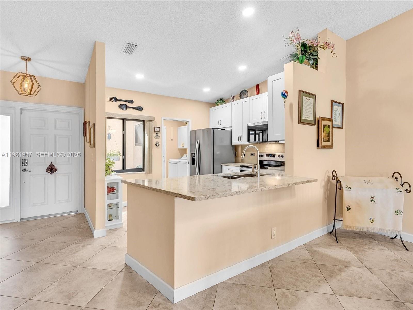 8111 Songbird Terrace B — photo 9