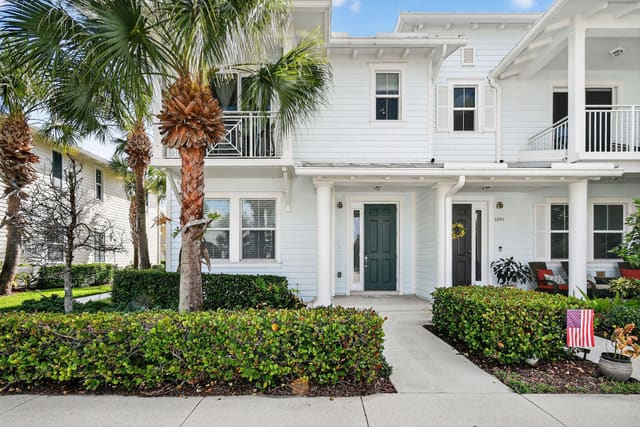 3241 Hemingway Drive, Jupiter, FL 33458