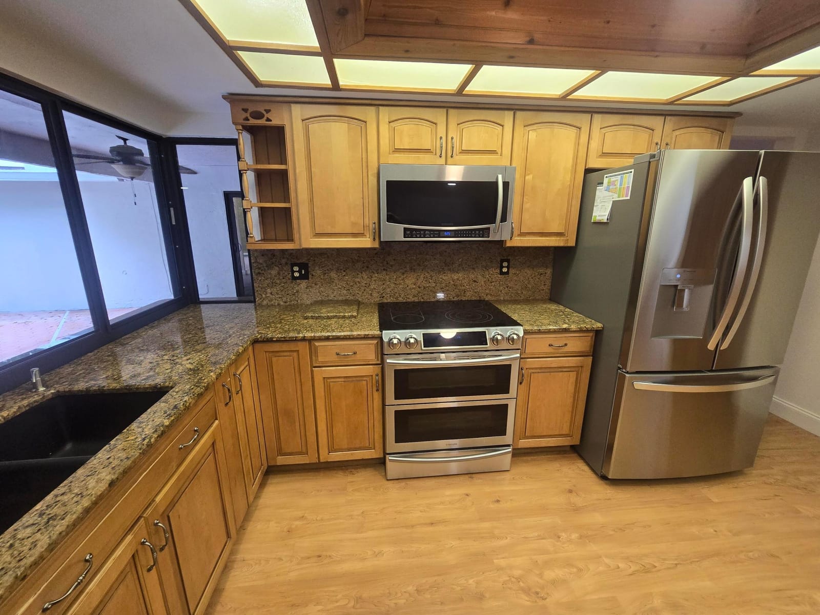 10207 NW 7th Court — photo 8