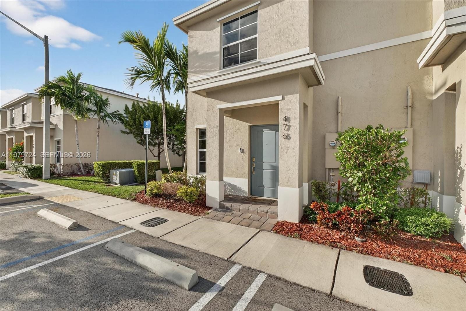 476 NE 4th Lane, Florida City, FL 33034 photo 3