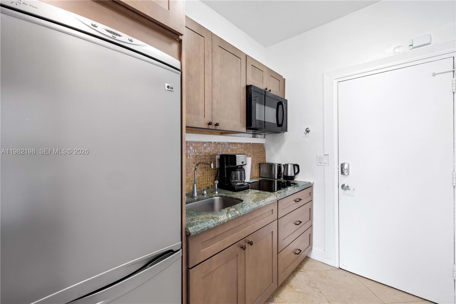 255 W 24th Street 501, Miami Beach, FL 33140 photo 9