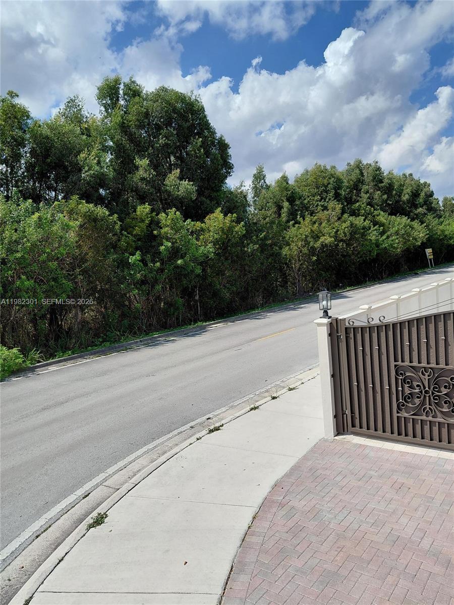 168xx 45th Street, Miami, FL 33185, Miami