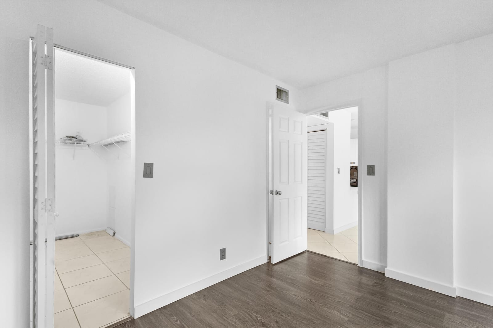 113 Royal Pk Drive 3d, Oakland Park, FL 33309 photo 25