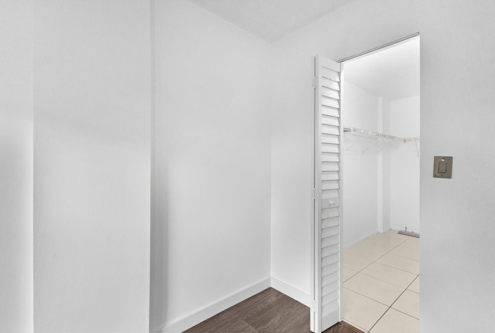 113 Royal Pk Drive 3d, Oakland Park, FL 33309 photo 26