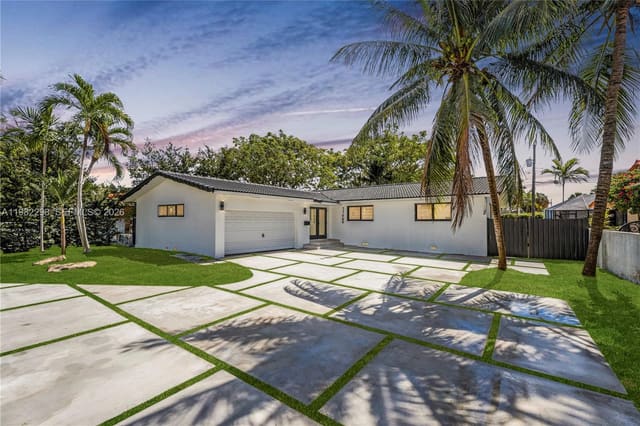 11660 Canal Drive, sold in San Souci Estates, North Miami, FL