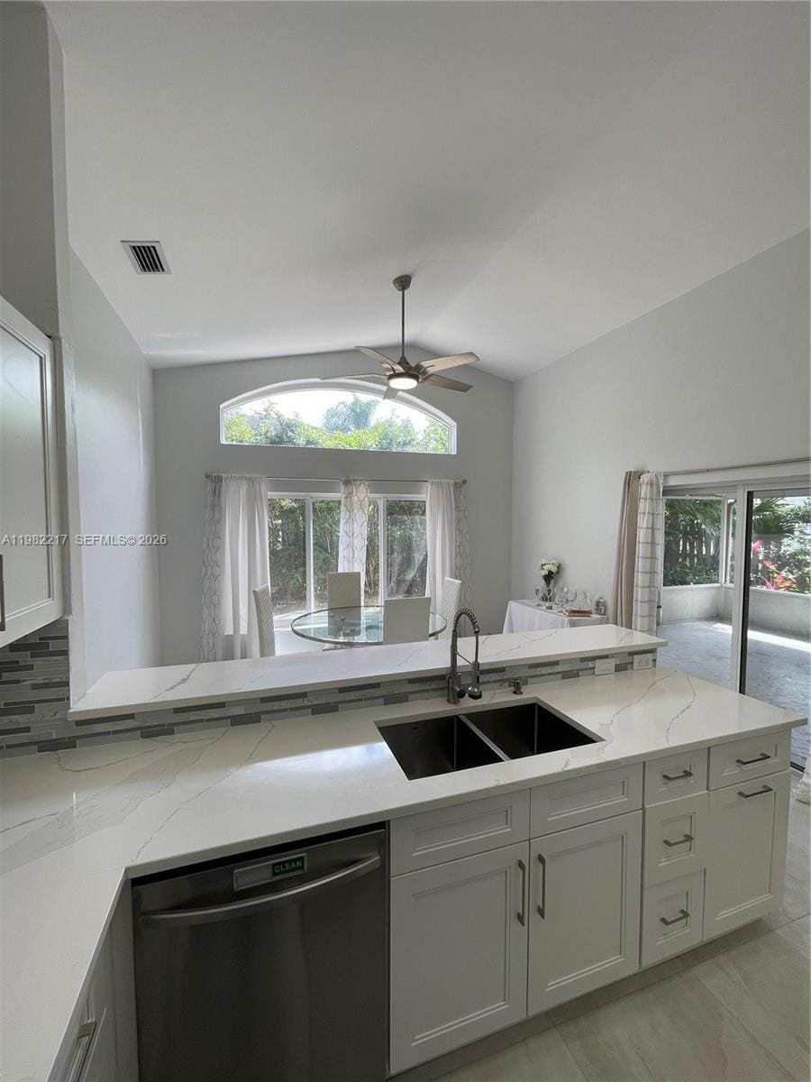 5544 NW 54th Circle — photo 4