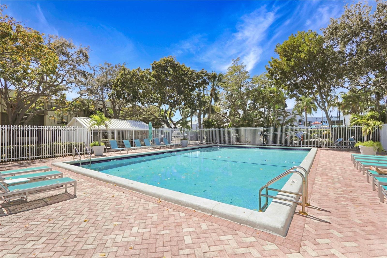 20381 NE 30th Avenue 220, Aventura, FL 33180 photo 27