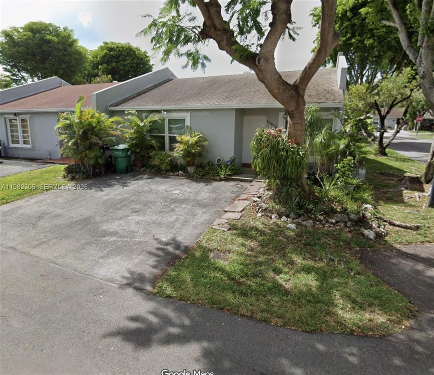 13916 SW 56th Lane, Miami, FL 33183