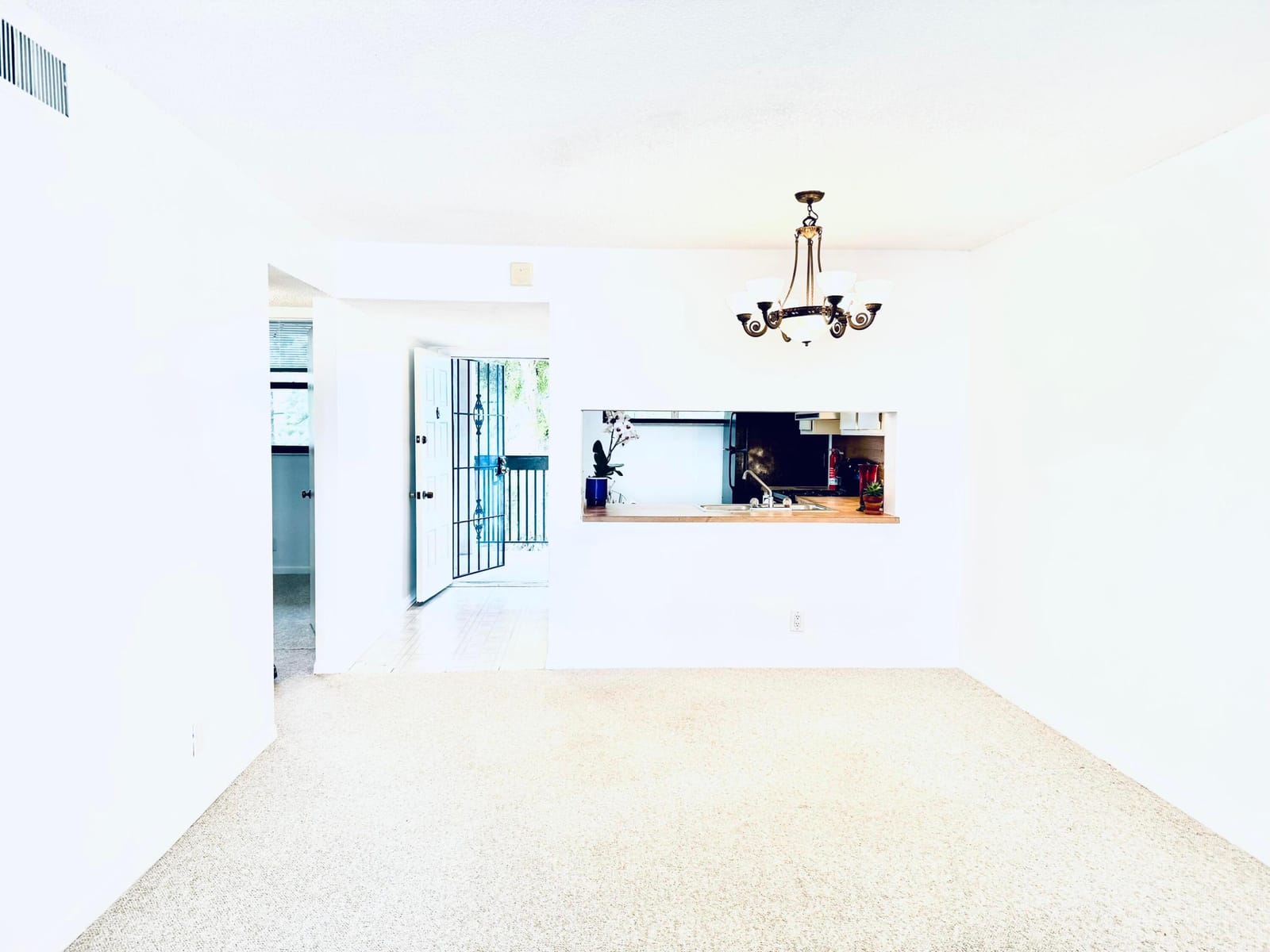 112 Lake Emerald Drive 204, Oakland Park, FL 33309 photo 6