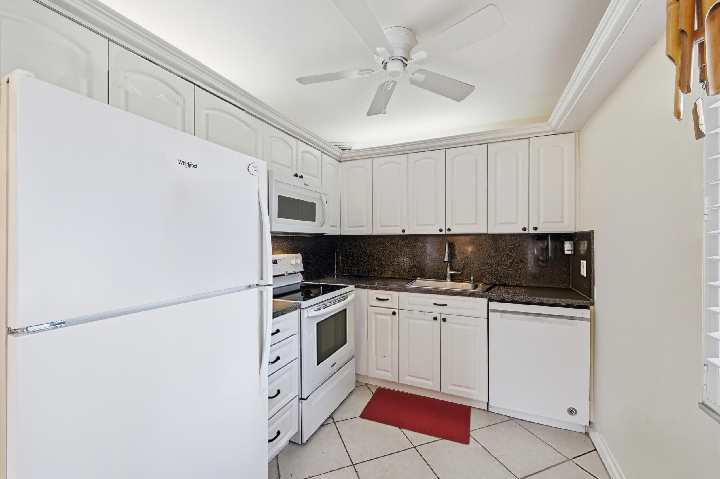 406 Saxony I, Delray Beach, FL 33446 photo 16