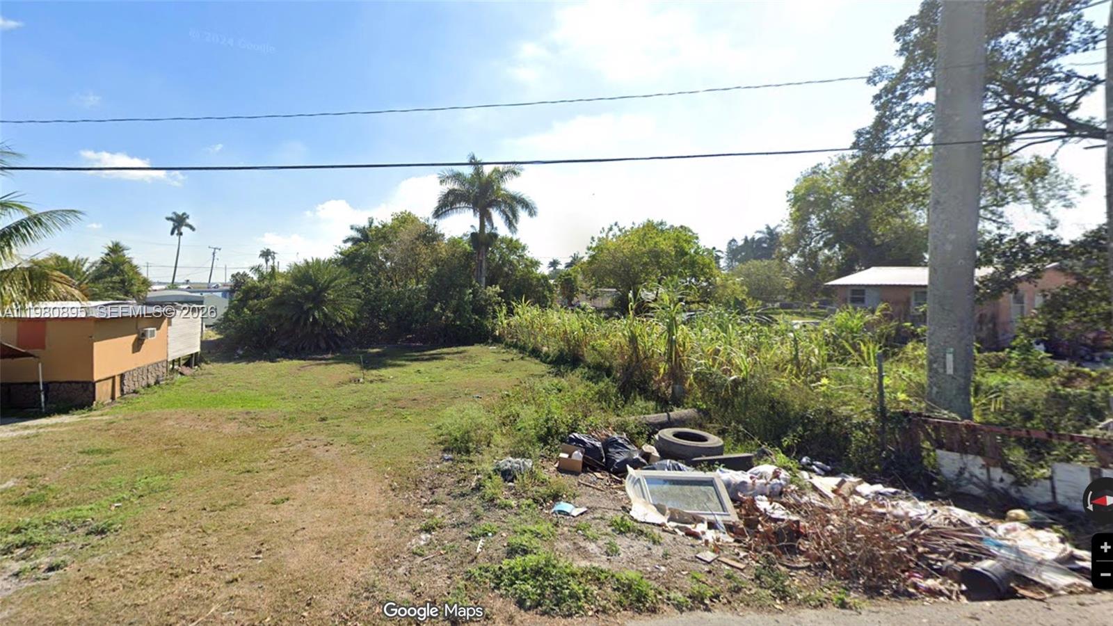 205 SE 1st Avenue, South Bay, FL 33493, South Bay