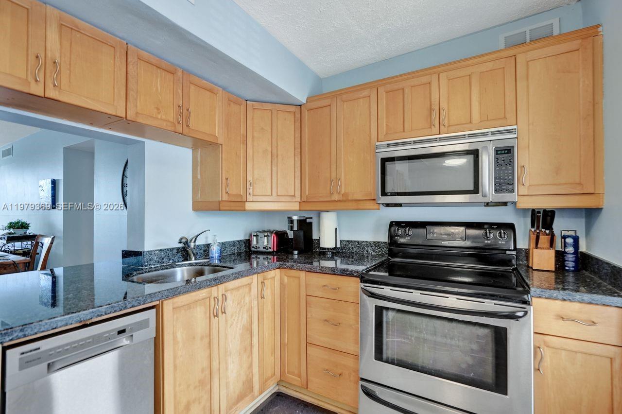 2651 S Course Drive 203, Pompano Beach, FL 33069, Pompano Beach