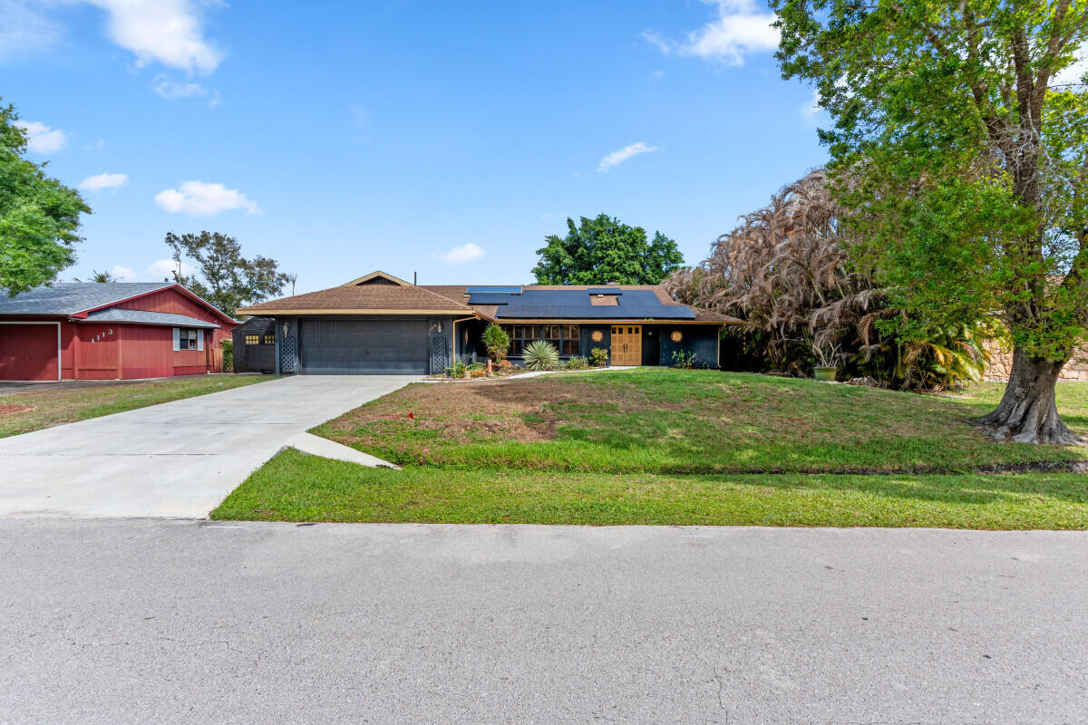 1119 SE Cambridge Drive, Port St. Lucie, FL 34952, Port St Lucie