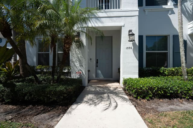 1356 Piazza Pitti, Boynton Beach, FL 33426
