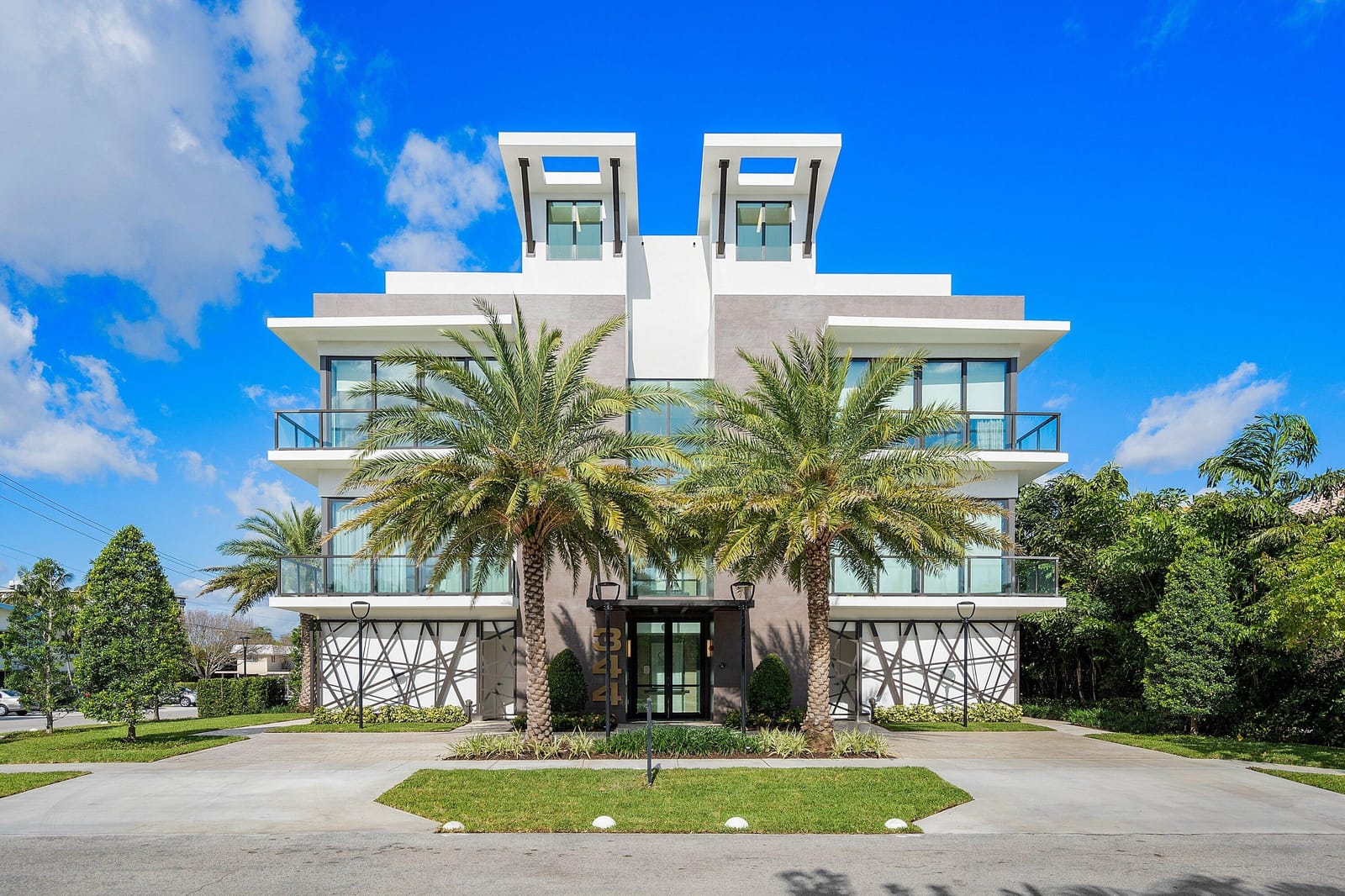 344 Venetian Drive 101 — photo 2