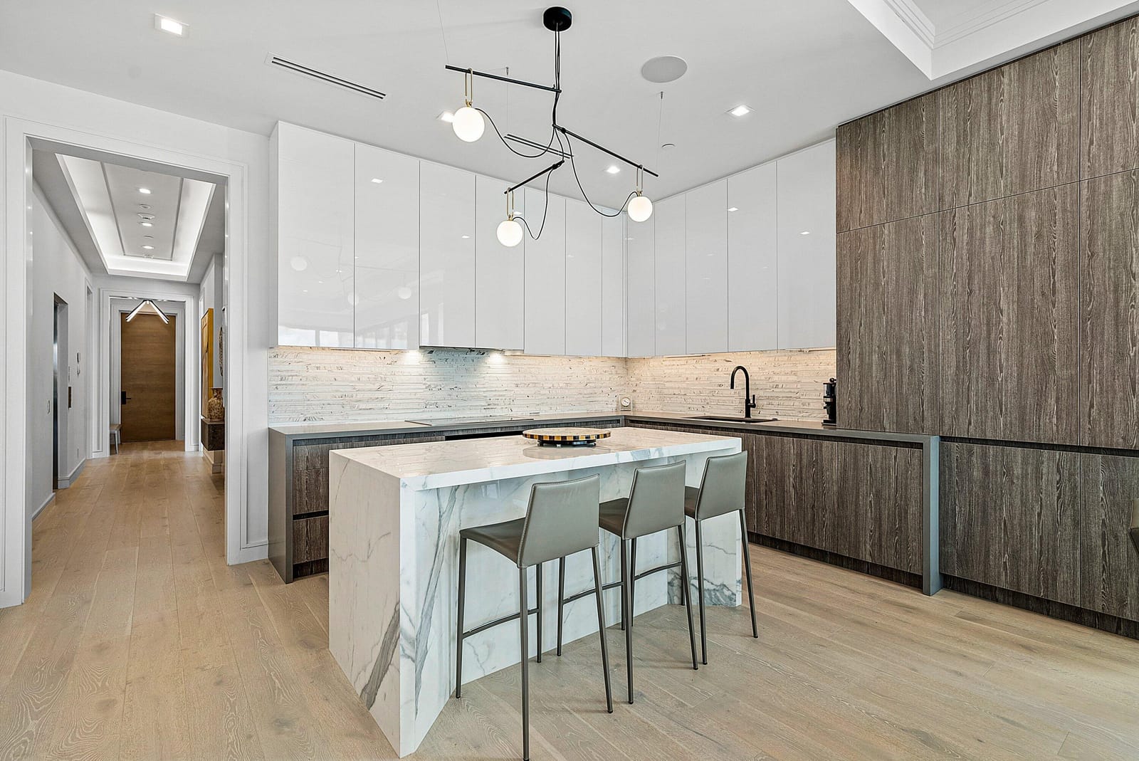 344 Venetian Drive 101 — photo 6
