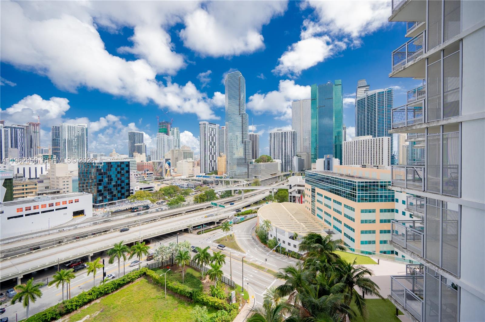 350 S Miami 1709, Miami, FL 33130, Miami
