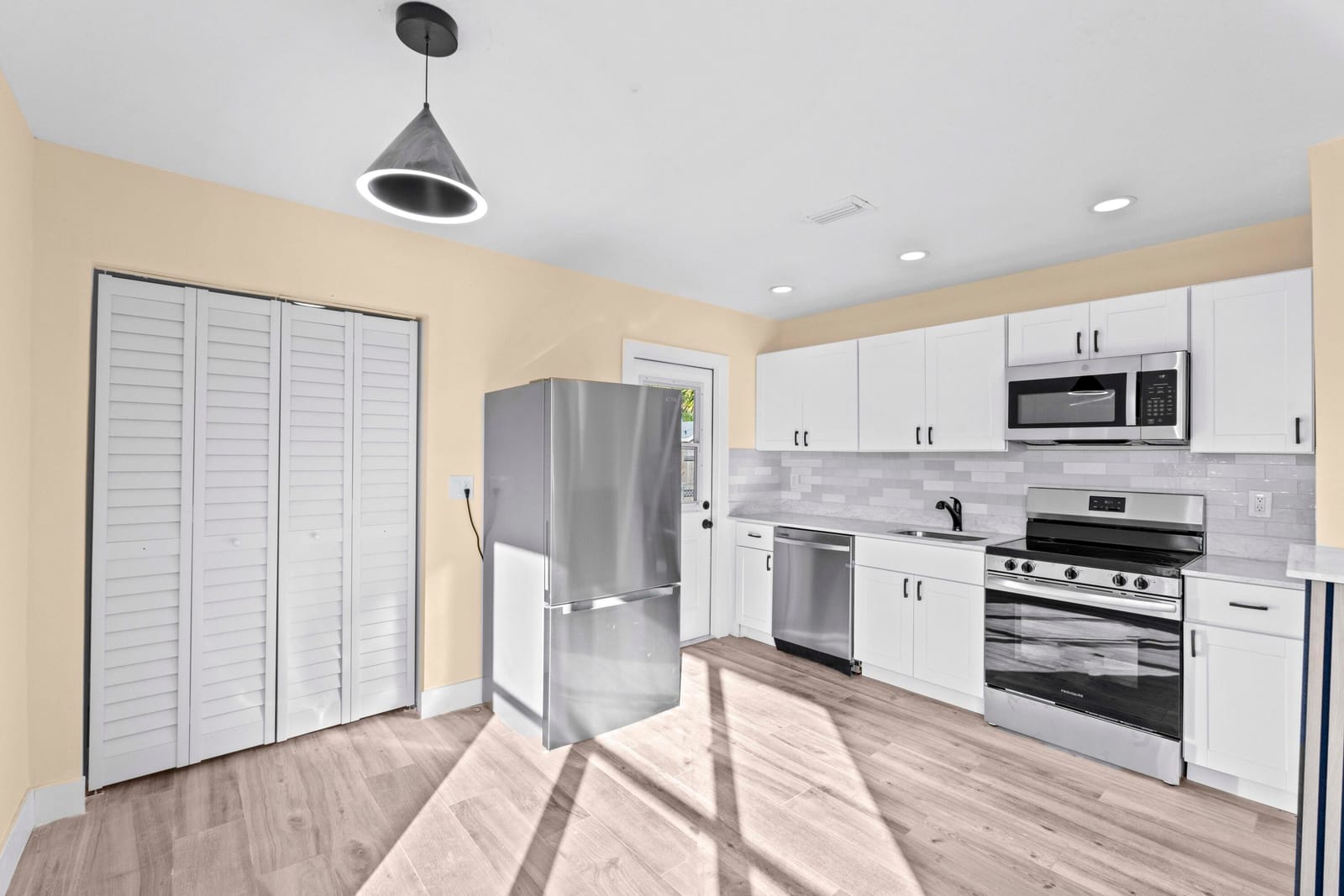 1349 9th Street, West Palm Beach, FL 33401 photo 9