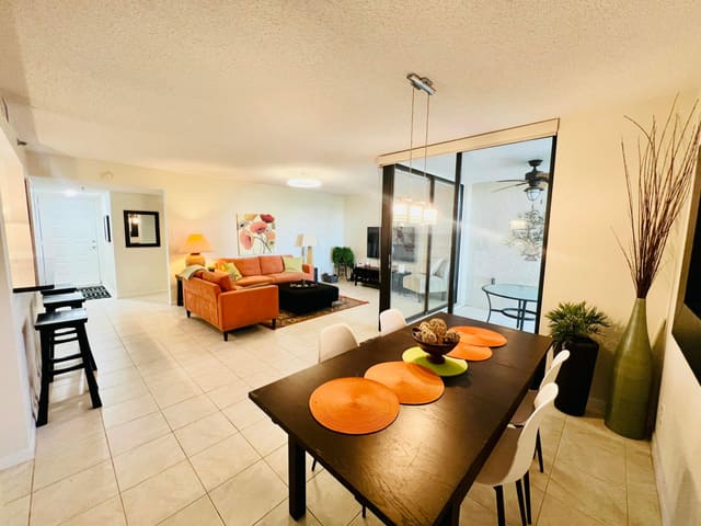 2025 Lavers Circle D107, Delray Beach, FL 33444