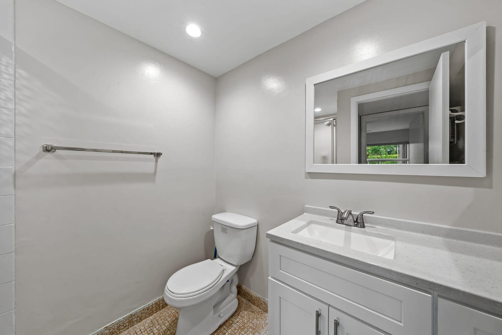 932 Flanders T, Delray Beach, FL 33484 photo 13