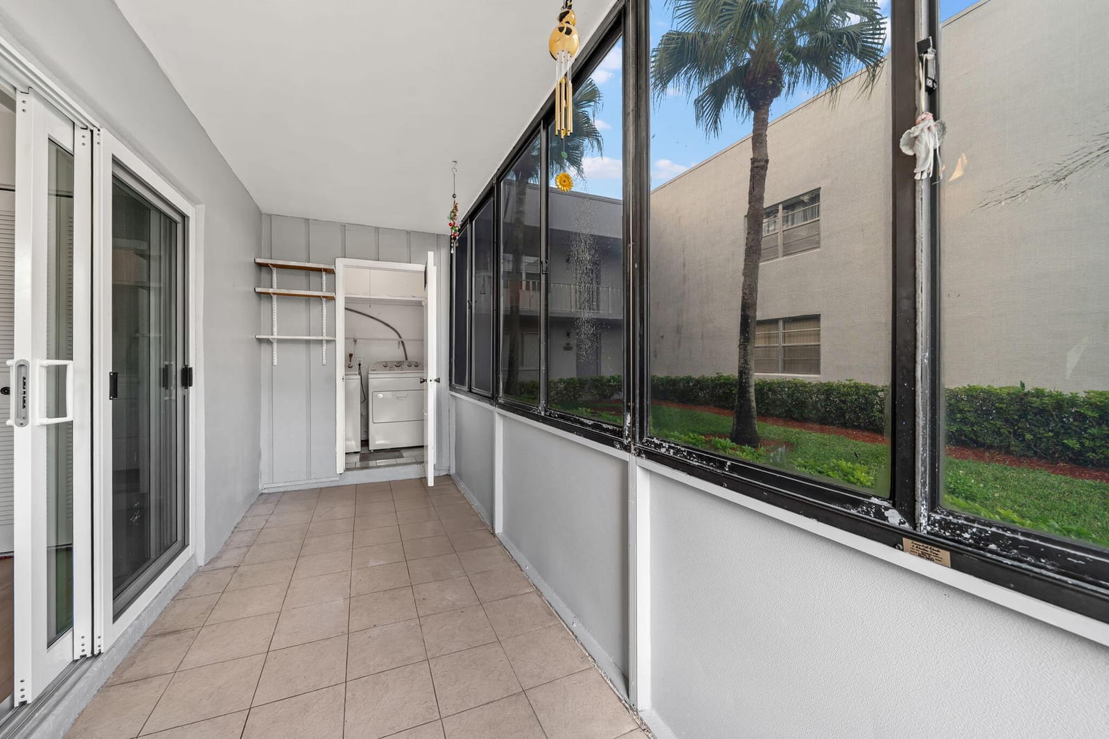 932 Flanders T, Delray Beach, FL 33484 photo 18
