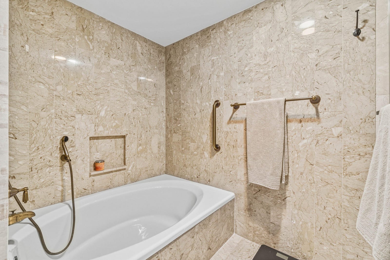 20090 Boca West Drive 381, Boca Raton, FL 33434 photo 25
