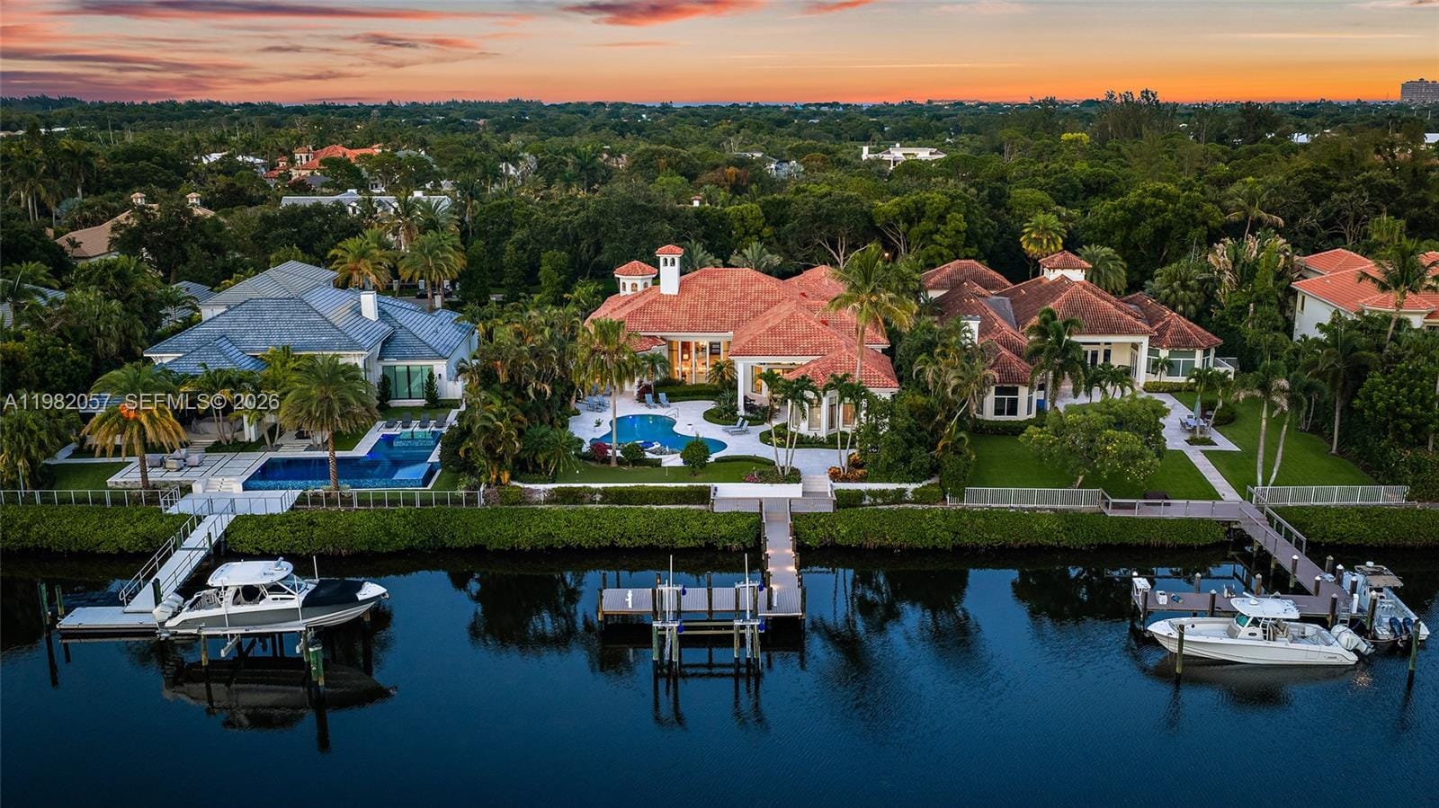 466 Mariner Drive, Jupiter, FL 33477 photo 1