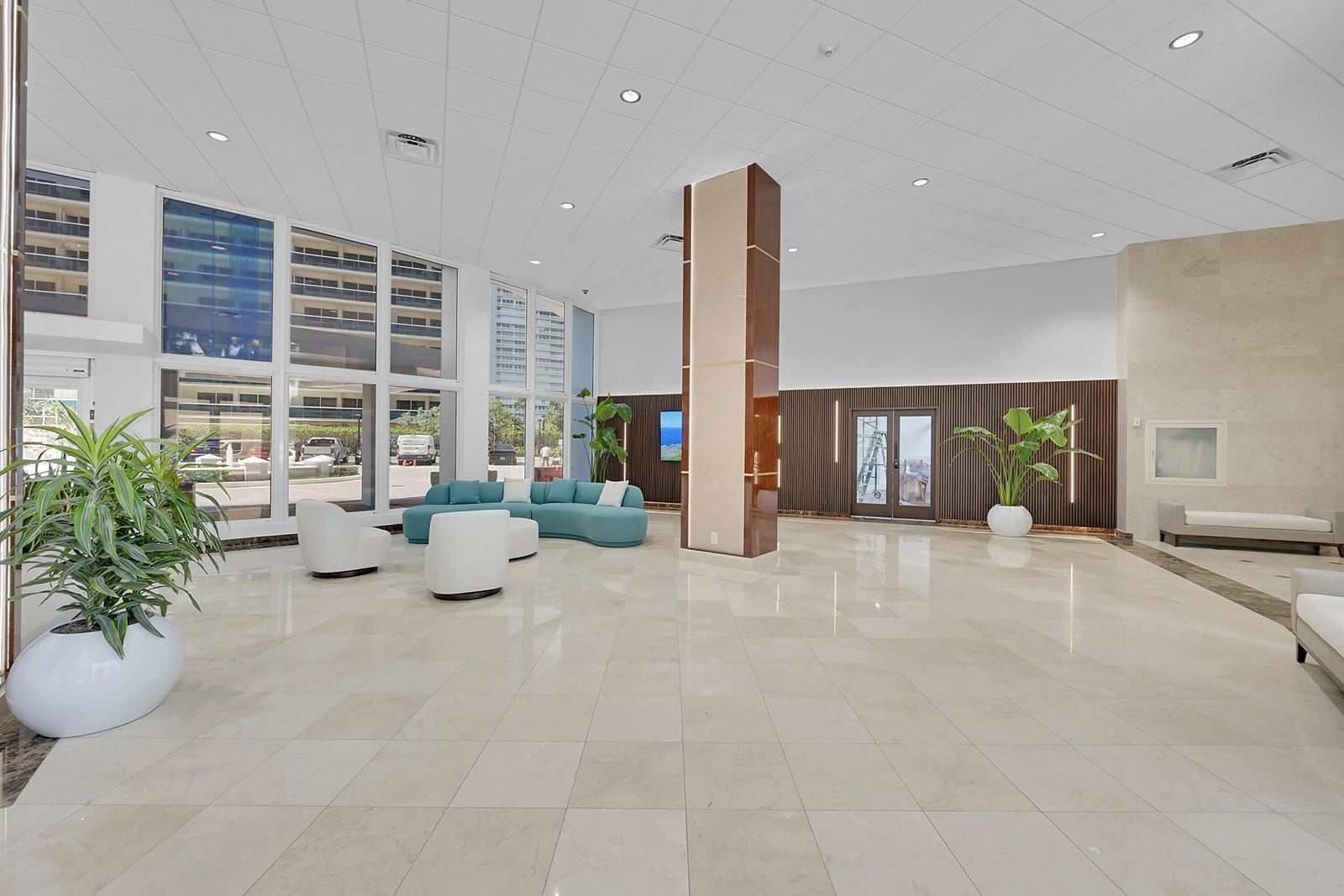 4100 Galt Ocean Drive 305 — photo 5