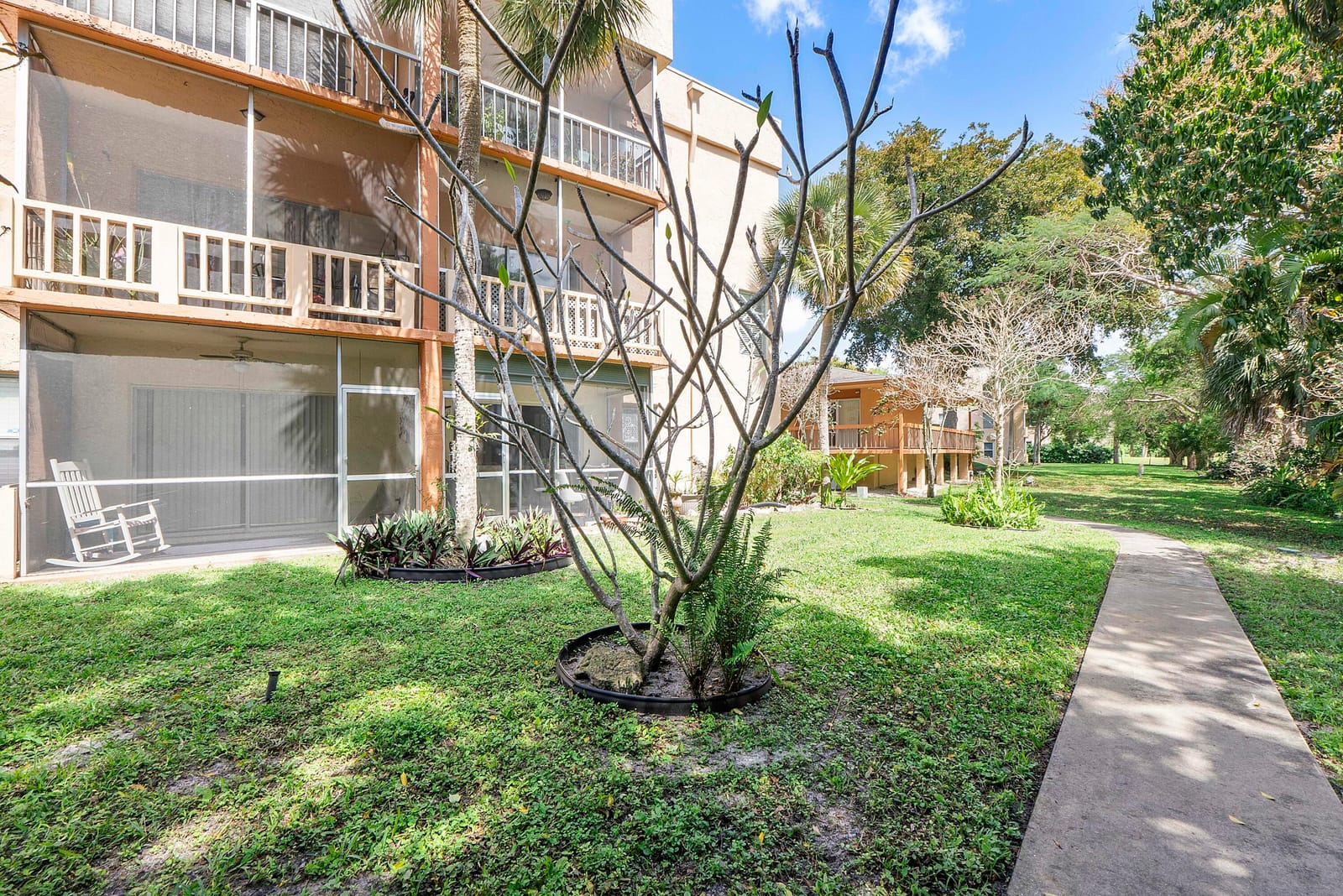 8390 Lagos De Campo Boulevard, Tamarac, FL 33321 photo 20
