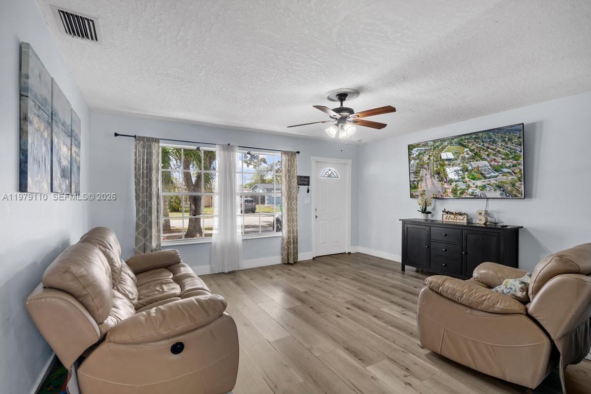 2286 NW 81st Avenue, Sunrise, FL 33322