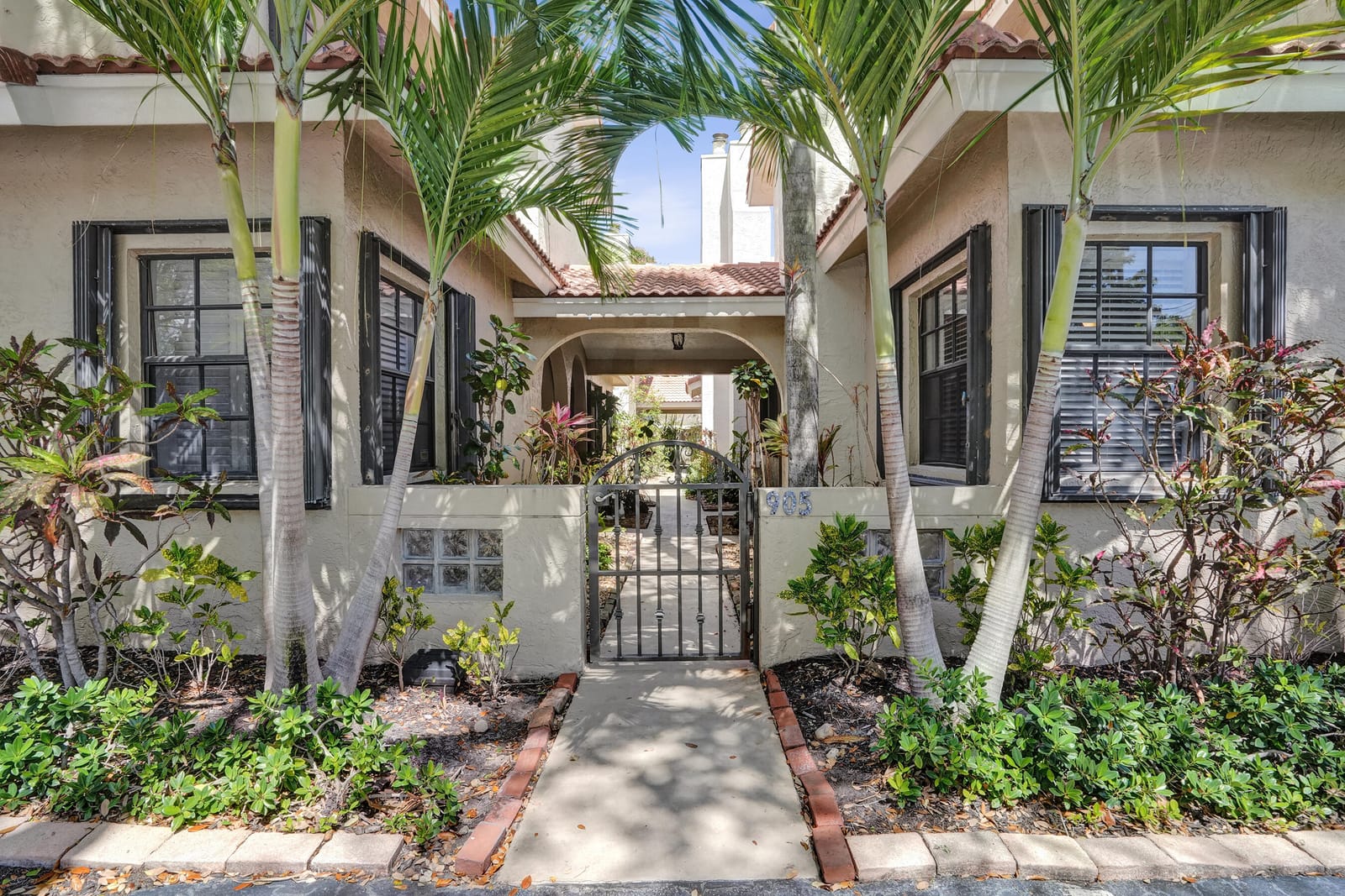 905 SE 12th Court 16, Fort Lauderdale, FL 33316 photo 1