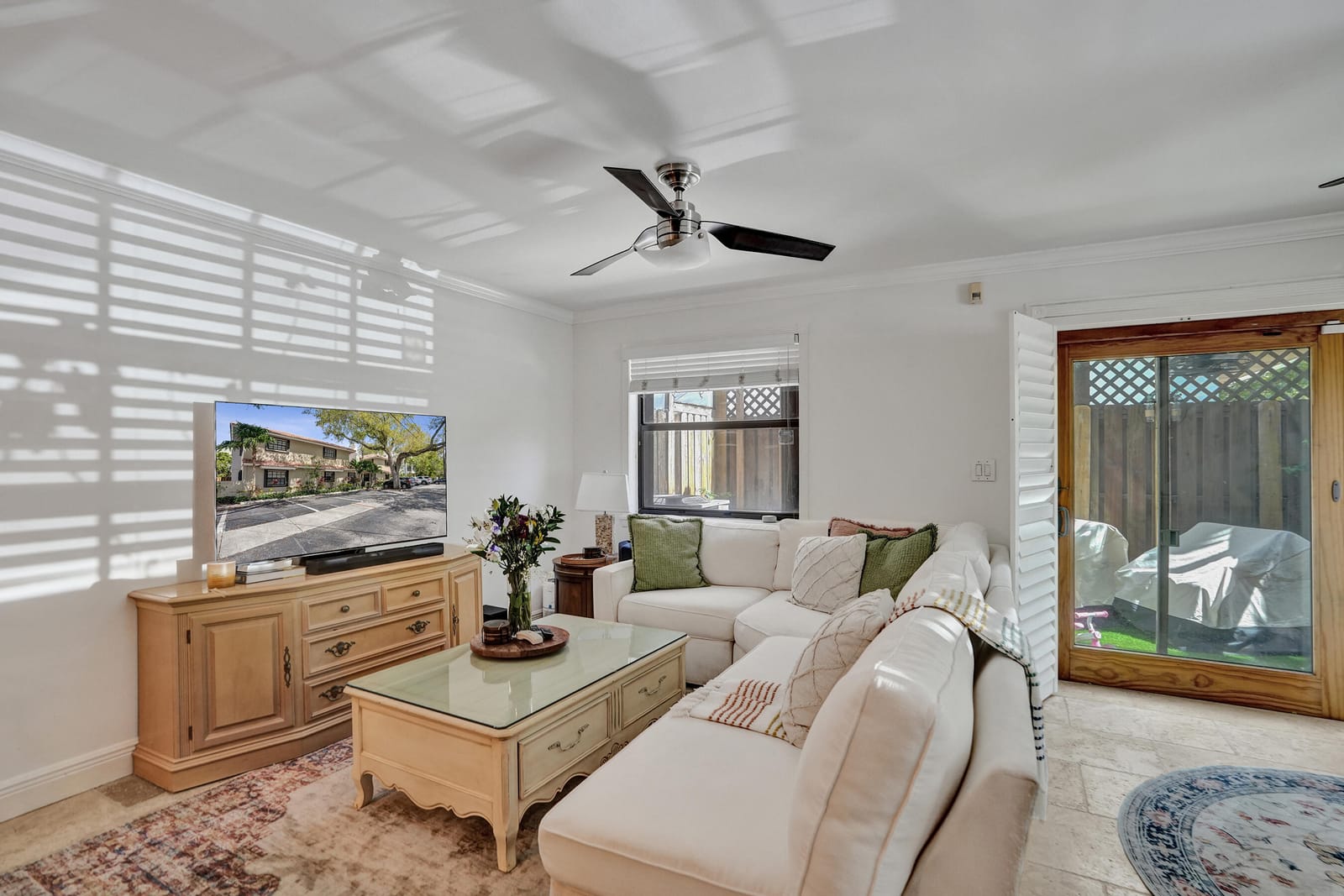 905 SE 12th Court 16, Fort Lauderdale, FL 33316 photo 17