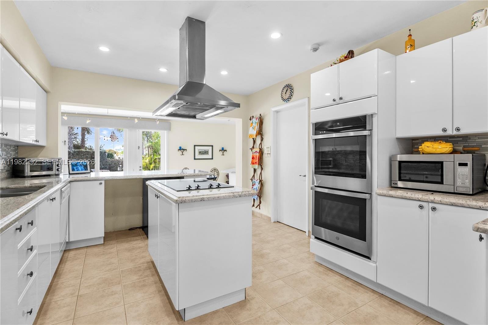 13000 Arch Creek Terrace, North Miami, FL 33181 photo 8