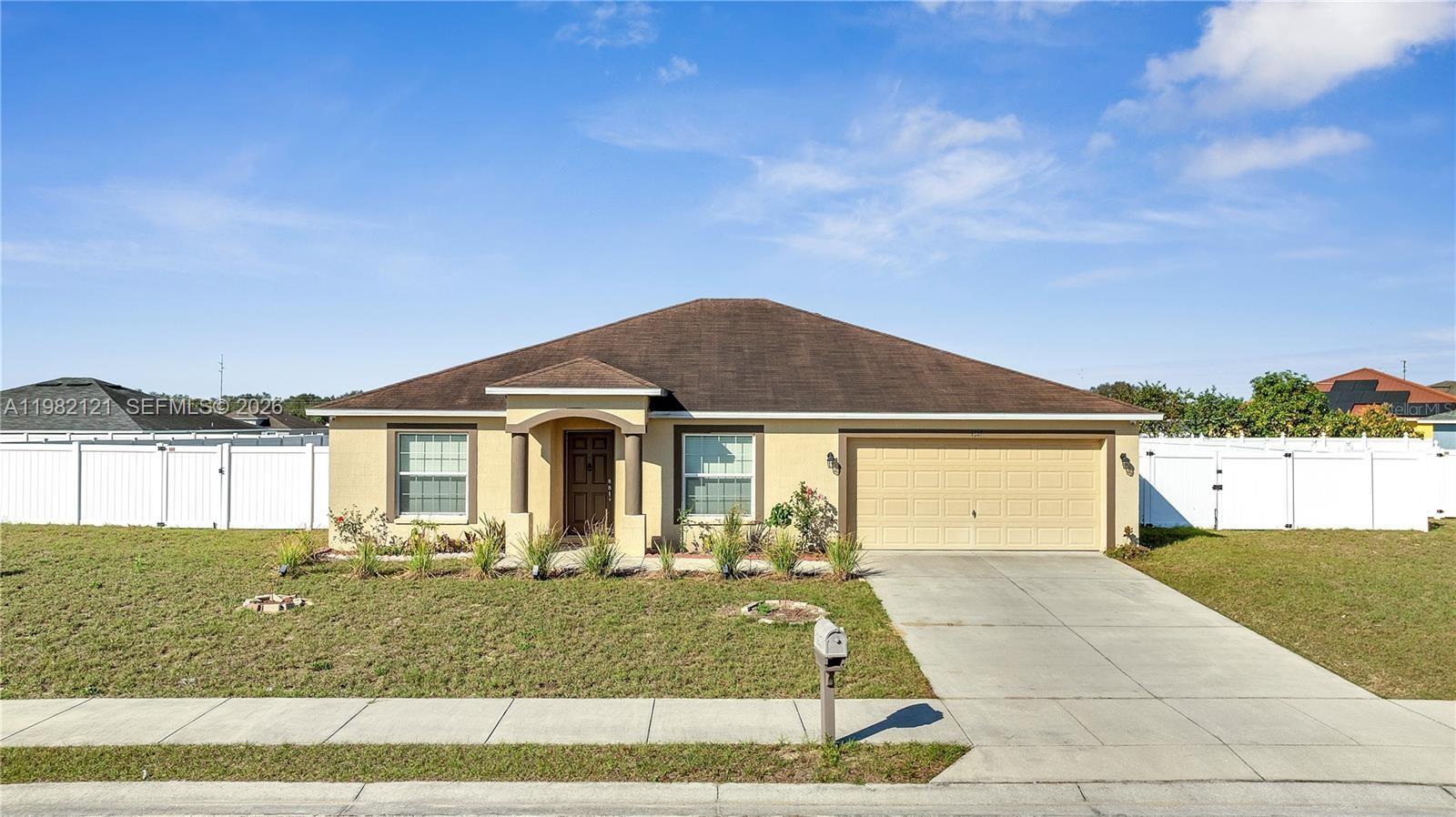 1317 Conch Key Lane, Davenport, FL 33837, Davenport