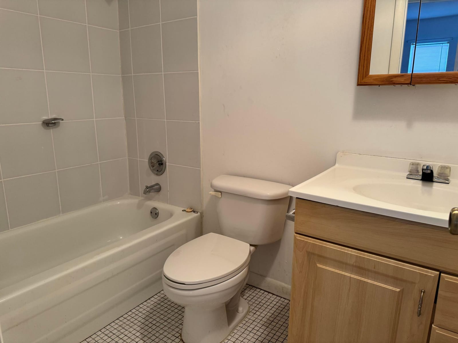 2721 N Pine Island Road 301 — photo 9